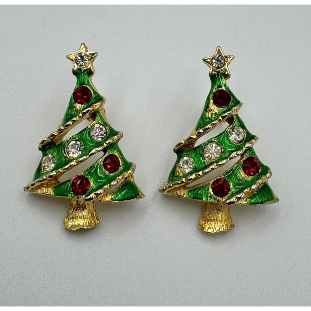 Vintage Gold Tone Green Christmas Tree Post Earrings Red Clear Rhinestones - Picture 3 of 7